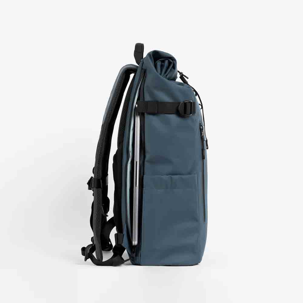 Nomad Luxe Rolltop 2.0 – Dark Blue
