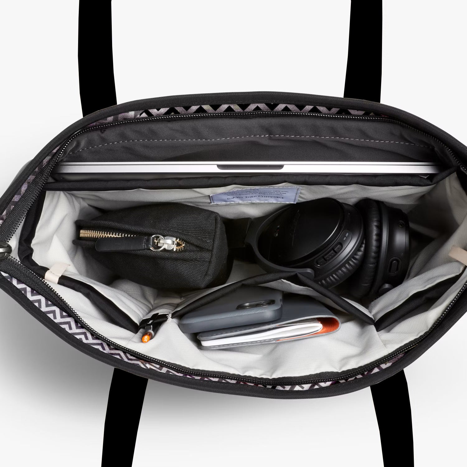 Striking Monochrome Laptop Tote - Zigzag