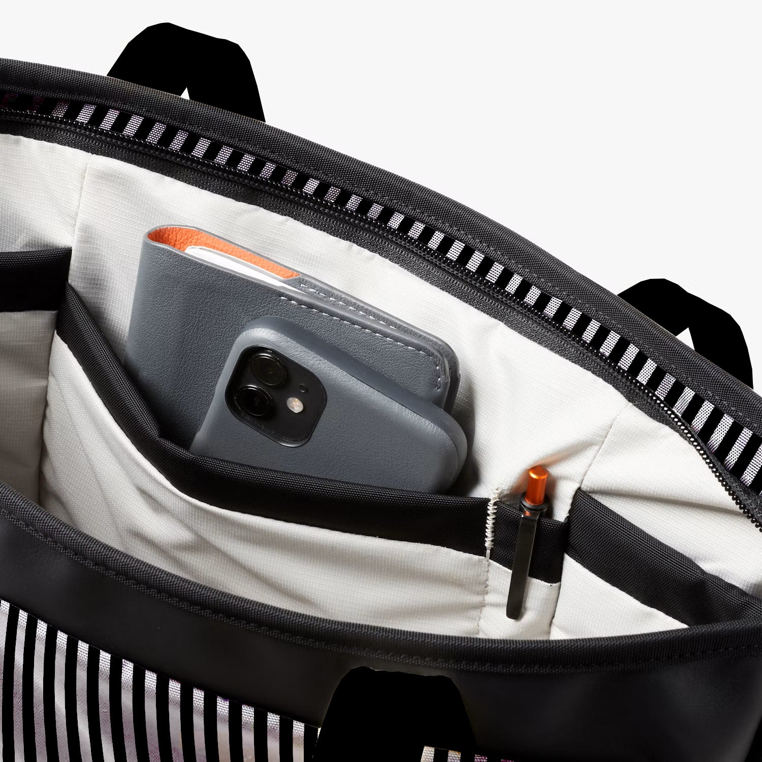 Striking Monochrome Laptop Tote - Lining