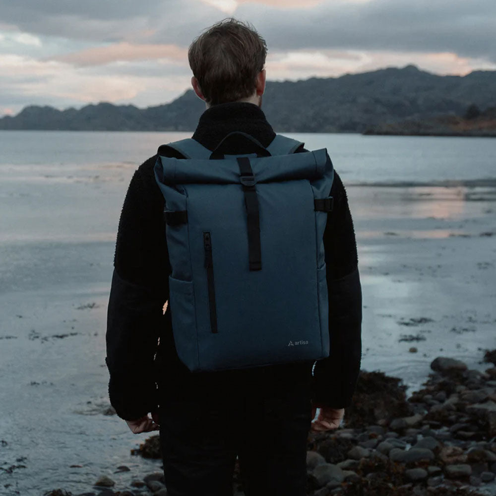 Nomad Luxe Rolltop 2.0 – Dark Blue