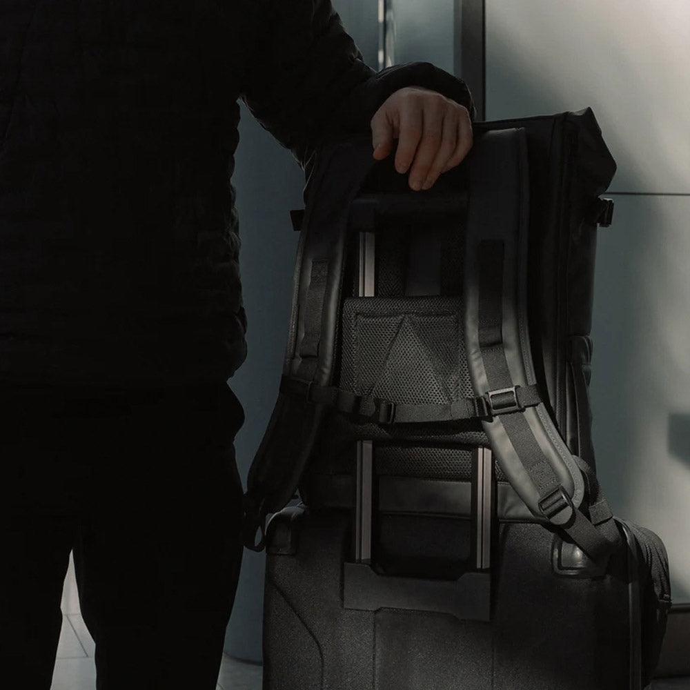 Nomad Luxe Rolltop 2.0 – Black